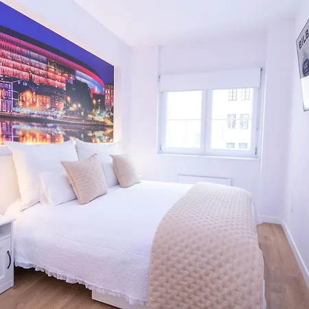 Bilbao Henao Park De Bilbao Suites, En Pleno Centro Con Garaje Directo Exterior photo