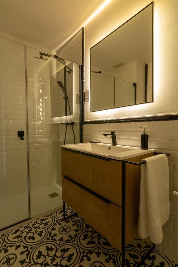 Henao Park De Suites, En Pleno Centro Con Garaje Directo Apartamento